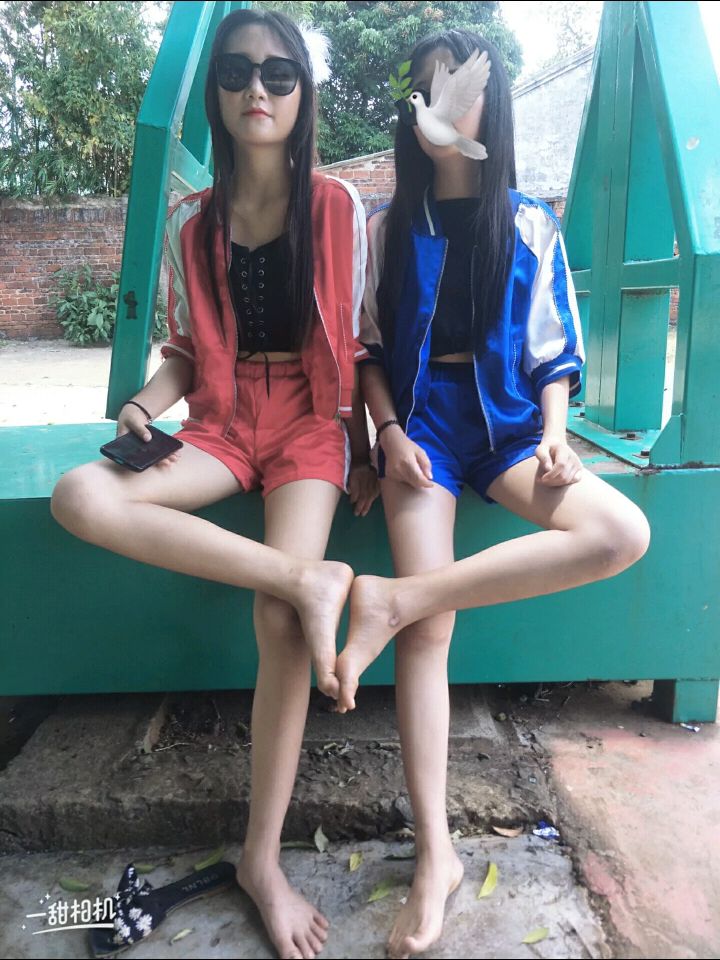诱人美女的鲜嫩美脚