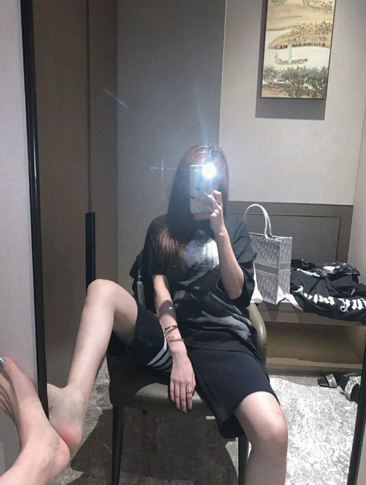 娇艳欲滴 令人眼馋的美足肉足