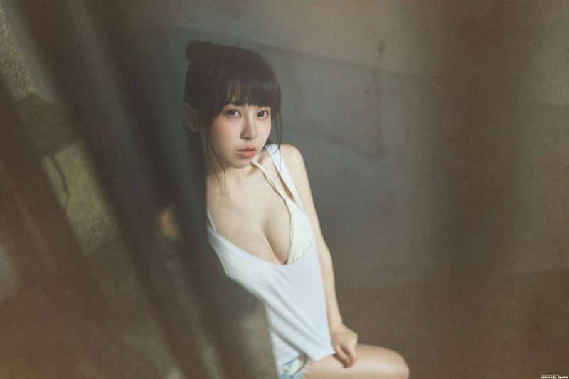 Tiny微小的妳絕對(duì)蘿莉美少女
