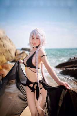 小贱货珊珊