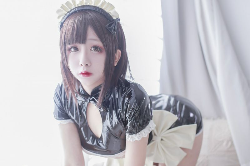 淫妇的诱惑……肏死她！