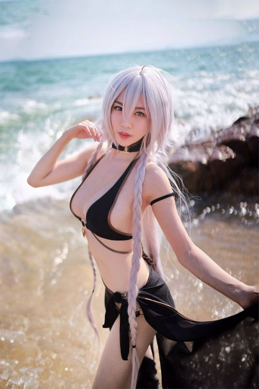 美丽的家庭主妇_1