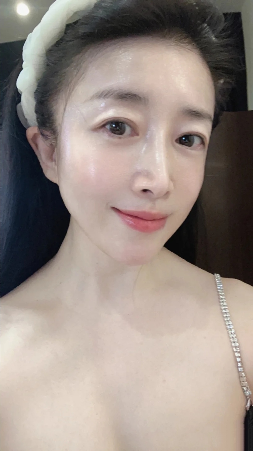 四十一岁白天鹅，老蚌生珠如少女