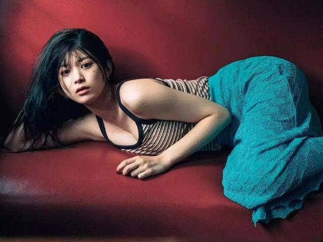 日本拥有“魔鬼身材”的女星!美腿太逆天了