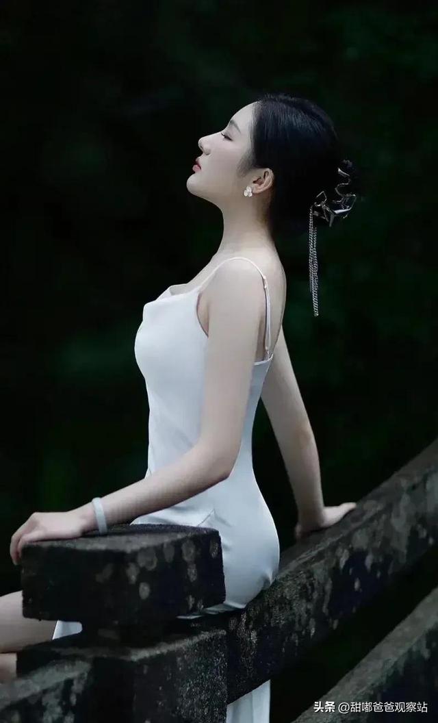 20名美女著白裙，真的不一般