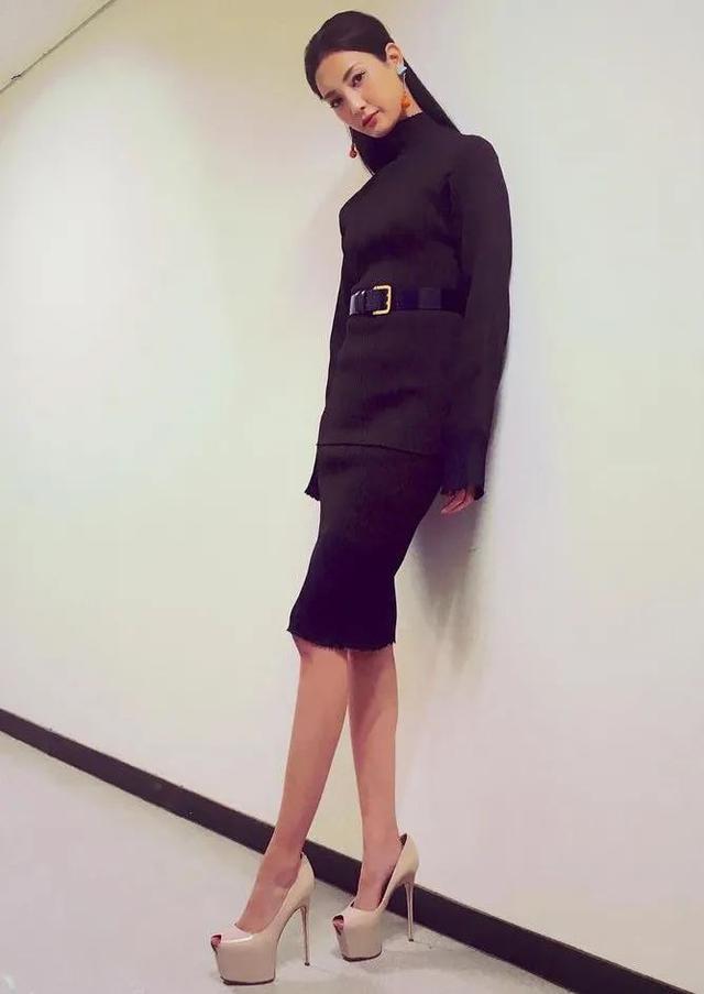 日本拥有“魔鬼身材”的女星!美腿太逆天了