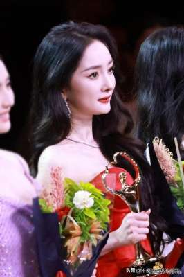 中國女明星(中國最性感的10位女明星排行榜，她們真的是天生尤物)