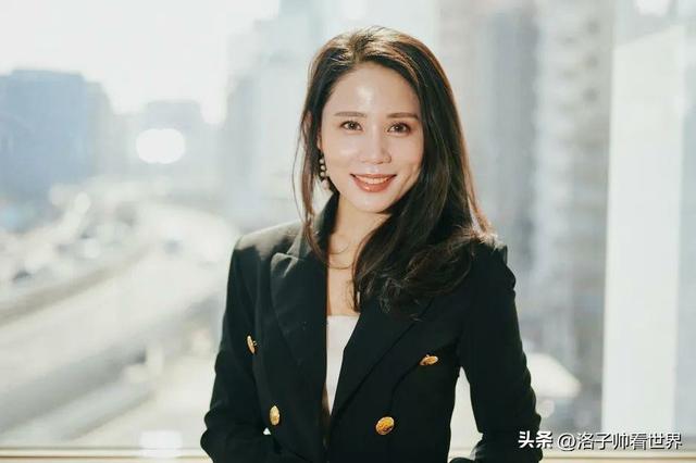 日本成人片女优铃木凉美,入围日本文坛最高奖,背后故事发人深思