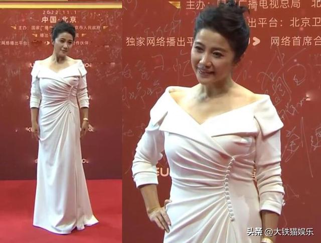 恭喜！女星红毯斗艳“风向”变了，捂得严实还艳压群芳，才是真美