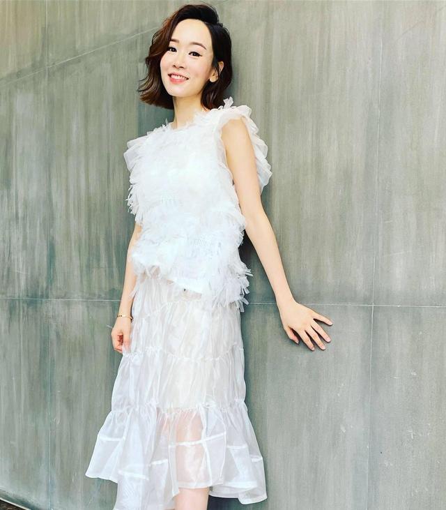 杨思琦凹凸有致身材曲线,性感撩人的同时却又有迷人的古典韵味
