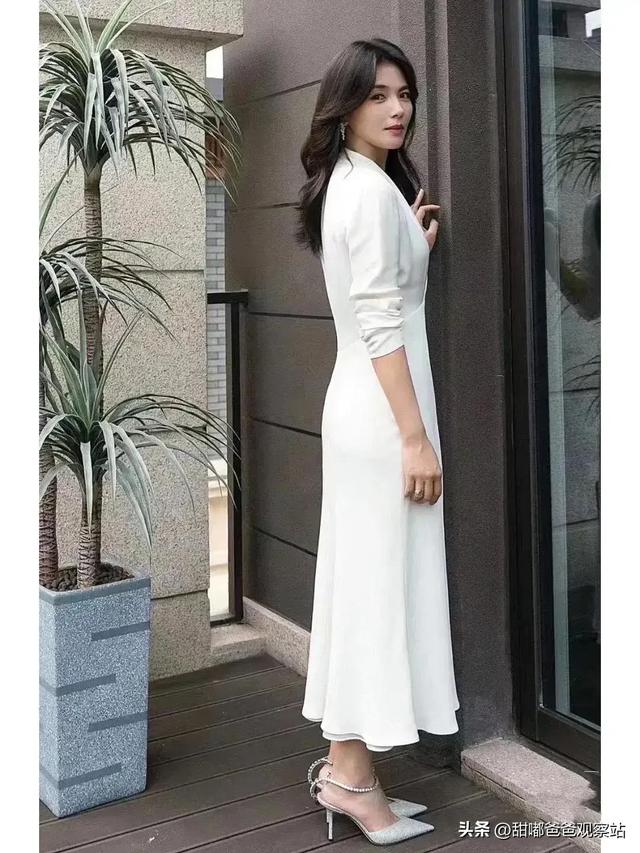 20名美女著白裙，真的不一般