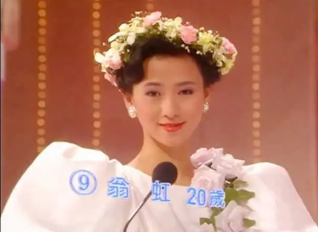 7位“一脱成名”的女星,有人成一线有人嫁豪门,有人成“癫王”