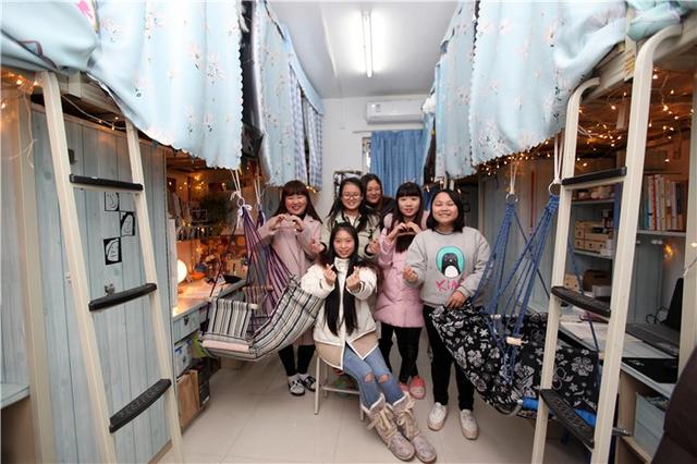 女生宿舍中会发生的4件事,有笑有泪,学姐:满满都是回忆