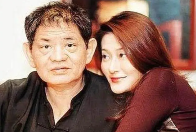 7位“一脱成名”的女星,有人成一线有人嫁豪门,有人成“癫王”