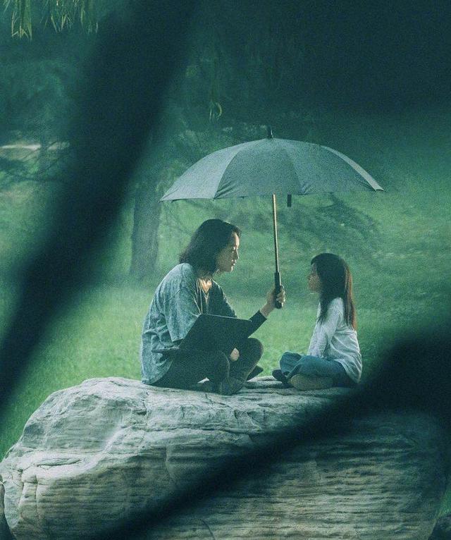 《不完美的她》:7岁小女孩受尽虐待,只想说:妈妈我依旧爱你