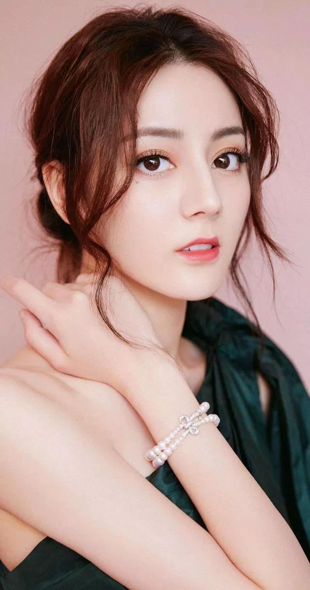 新鲜出炉的十大美女排名,第二名充满异域风情,你认同吗?