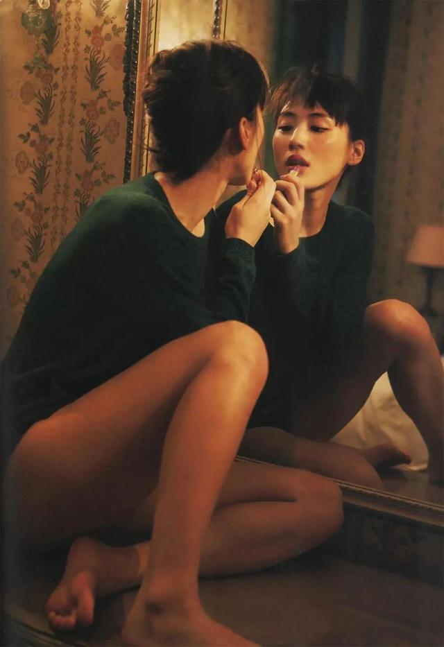 日本拥有“魔鬼身材”的女星!美腿太逆天了