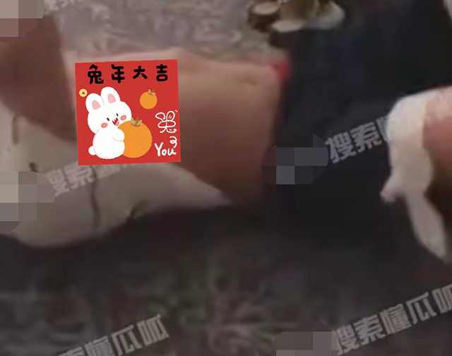 张恒出轨遭抓包画面曝光!下跪打滚撕衣服,三段视频揭露真面目