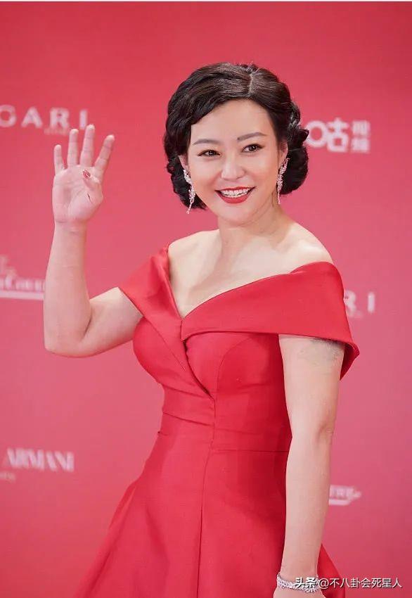 9位大骨架女星走红毯,穿对了风情万种,穿错了就是灾难现场