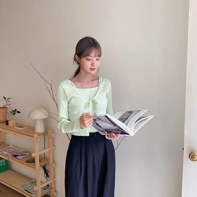 歐陽娜娜只是短暫地做了一下BM女孩，但這件打底衫她會愛很久