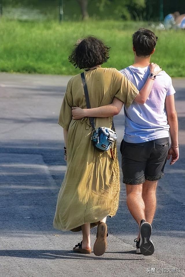 女朋友生氣的時(shí)候如何哄比較快