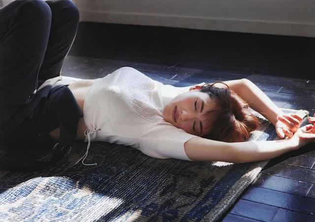 日本拥有“魔鬼身材”的女星!美腿太逆天了