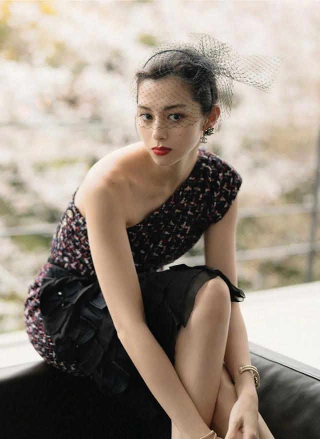 日本拥有“魔鬼身材”的女星!美腿太逆天了