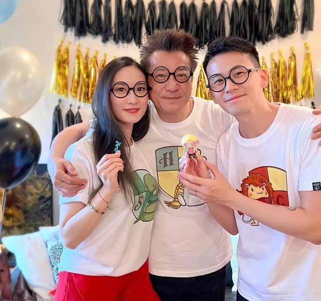 香港美女主播懷孕9月臨盆在即！曬寫(xiě)真身材豐滿(mǎn)，皮膚白到發(fā)光