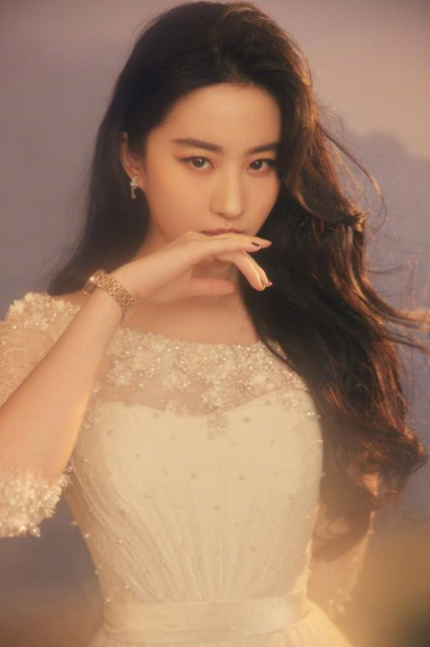 娛樂圈10大美女！個個顏值高氣質(zhì)好，你更喜歡哪位呢