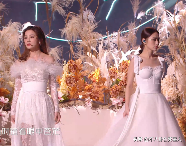 26位女星跨年斗艳:杨幂短裙裹貂,娜扎紧身亮片,个个出狠招