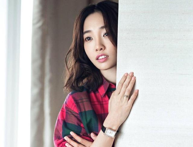 出軌被發(fā)現(xiàn)的10位女明星，看看你能認(rèn)識幾位？