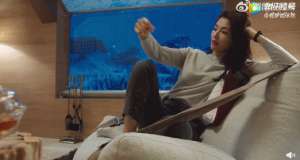 美女光屁屁視頻(這香艷3分鐘，央視你為什么要?jiǎng)h)