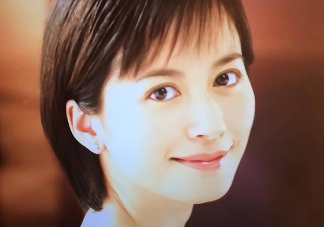 越老越漂亮的5位女星,年轻时长得一般,年纪大了反而更美了