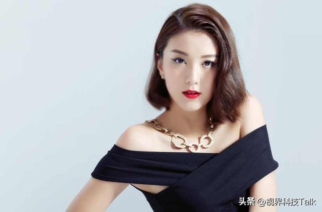 强吻、摸胸、掀裙底,这些男星究竟是真敬业,还是借戏揩油?