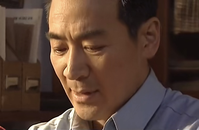 10部评分高的谍战剧,《悬崖》垫底,《潜伏》只能排第二