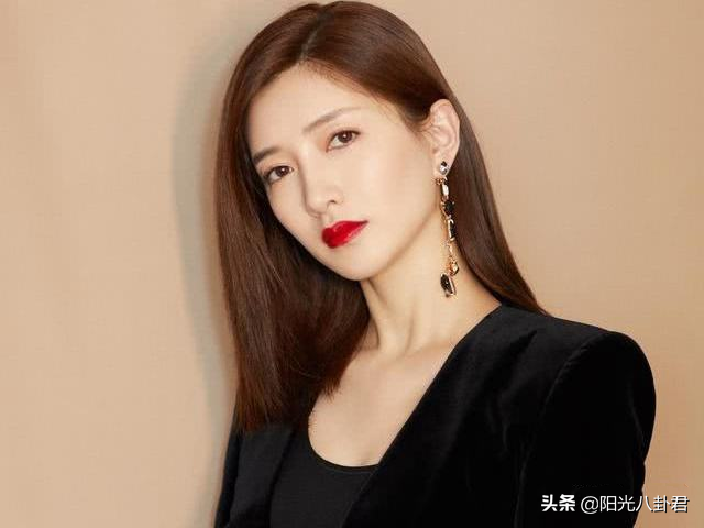 人到中年装可爱、演傻白甜、演技尴尬,这6位女星口碑越来越差