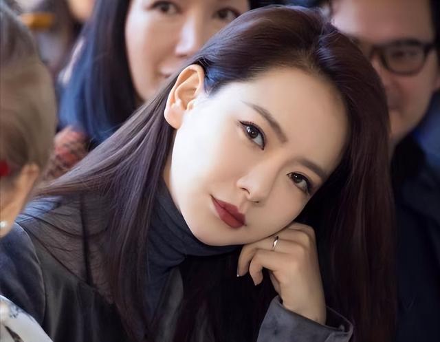 “素颜无人识”的8位女星,荧幕前绝美女神,卸妆后:大姐你哪位