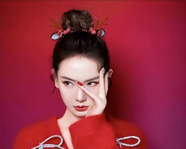 “素颜无人识”的8位女星,荧幕前绝美女神,卸妆后:大姐你哪位
