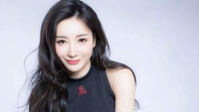 “素颜无人识”的8位女星,荧幕前绝美女神,卸妆后:大姐你哪位