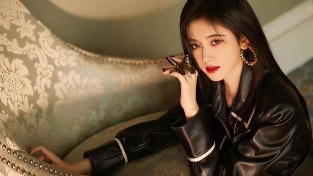 “素颜无人识”的8位女星,荧幕前绝美女神,卸妆后:大姐你哪位