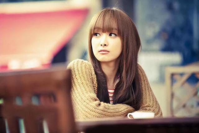 “素颜无人识”的8位女星,荧幕前绝美女神,卸妆后:大姐你哪位