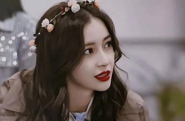 “素颜无人识”的8位女星,荧幕前绝美女神,卸妆后:大姐你哪位