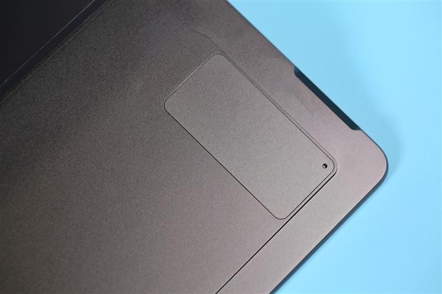 微軟滿分顏值Surface Pro X評(píng)測(cè)：最強(qiáng)ARM架構(gòu)戰(zhàn)未來