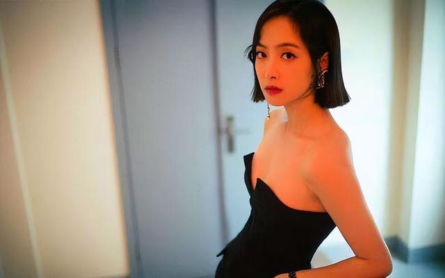 “素颜无人识”的8位女星,荧幕前绝美女神,卸妆后:大姐你哪位