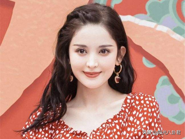人到中年装可爱、演傻白甜、演技尴尬,这6位女星口碑越来越差