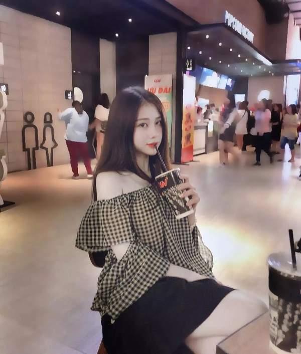 越南90后钢琴女神福利美照 风姿绰约,美若天仙