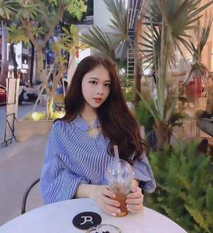美女福利(越南90后鋼琴女神福利美照 風(fēng)姿綽約，美若天仙)