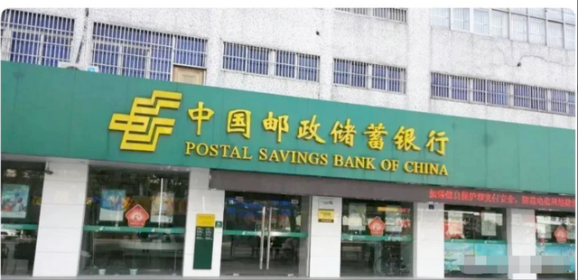 踹飞椅子,勾头拖拽,掌击胸部,上海“陈继志”暴打女同事惊人