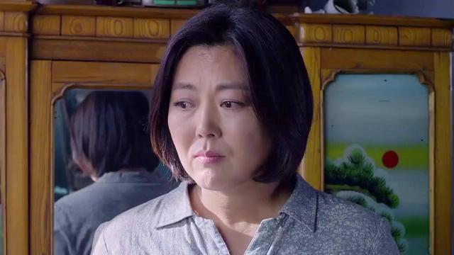 “农村一姐”王茜华:风光背后有心酸,二婚嫁导演苦尽甘来