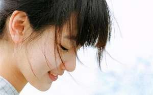 白羊座女生喜歡一個人的表現(xiàn)(白羊女喜歡你的9大表現(xiàn)，對你的喜歡都隱藏起來)